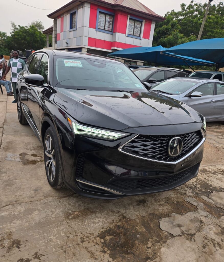 Acura MDX (2025)