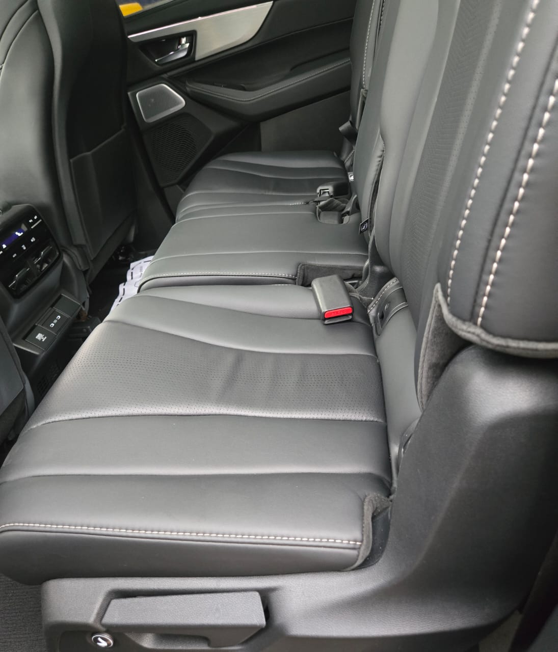 								Acura MDX (2025) full									