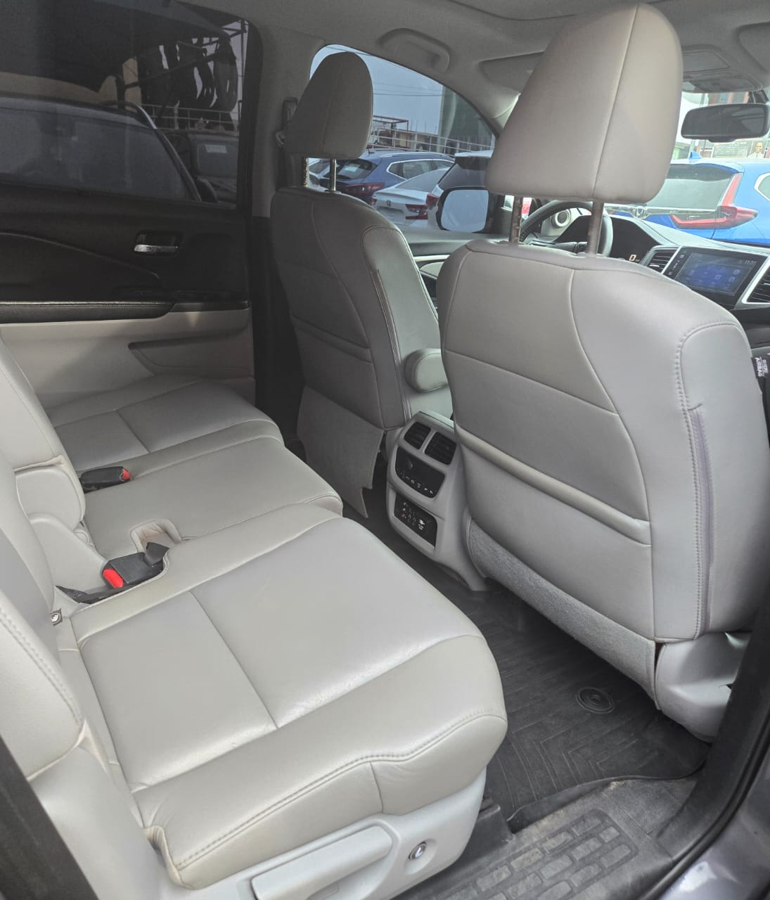 								2018 Honda Pilot EX-L SUV full									