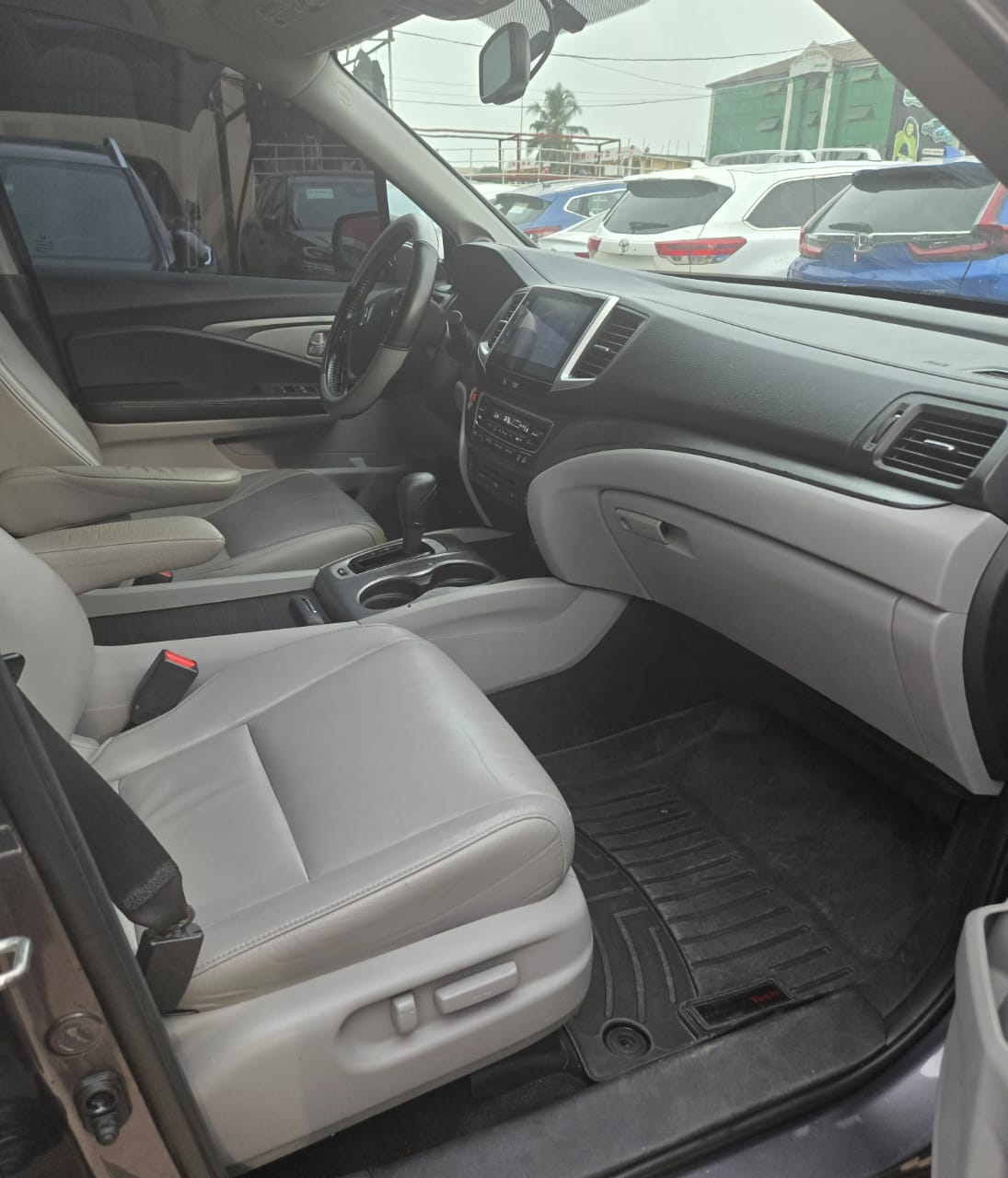 								2018 Honda Pilot EX-L SUV full									