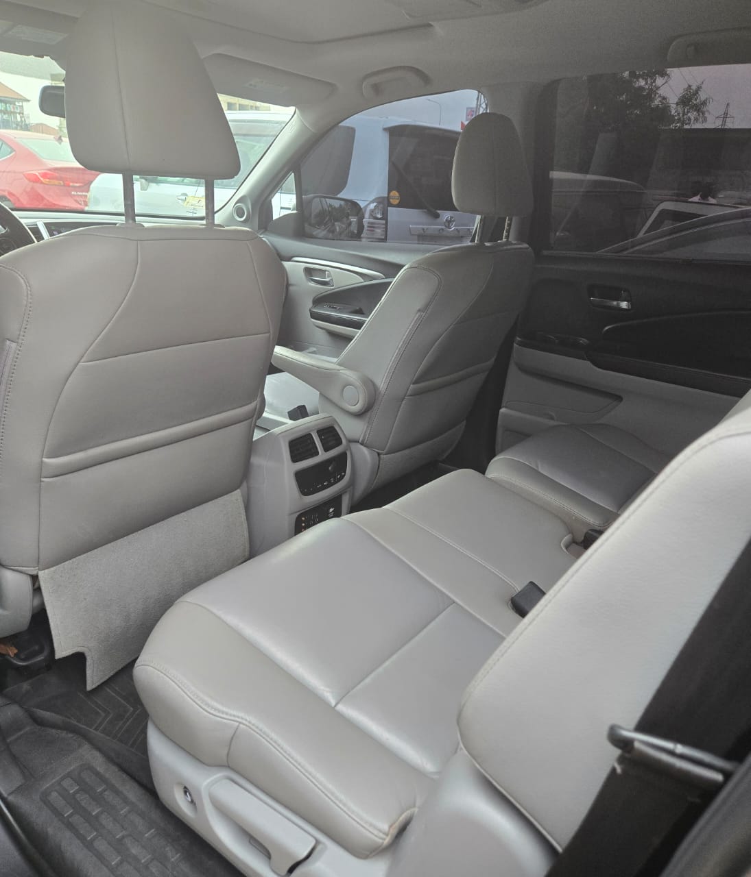 								2018 Honda Pilot EX-L SUV full									