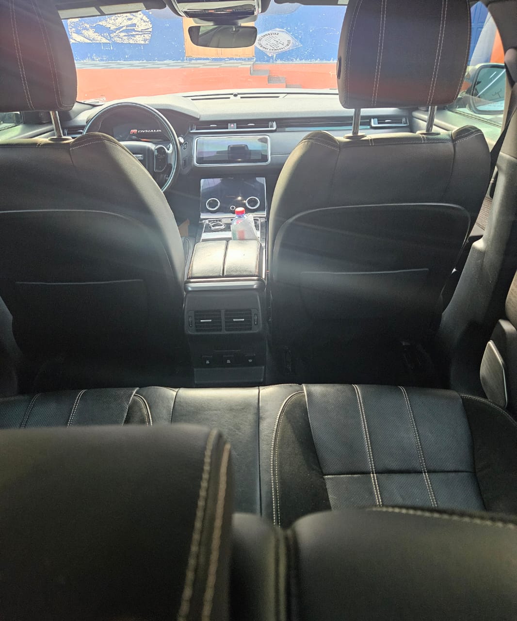 								2018 Land Rover Range Rover Velar full									