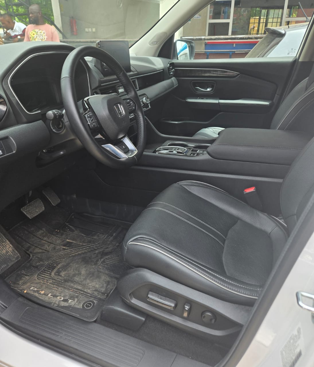 								Honda Pilot (2023) full									