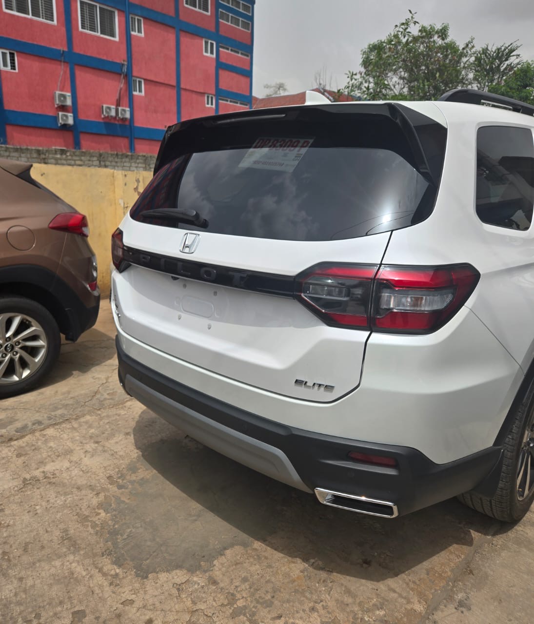 								Honda Pilot (2023) full									