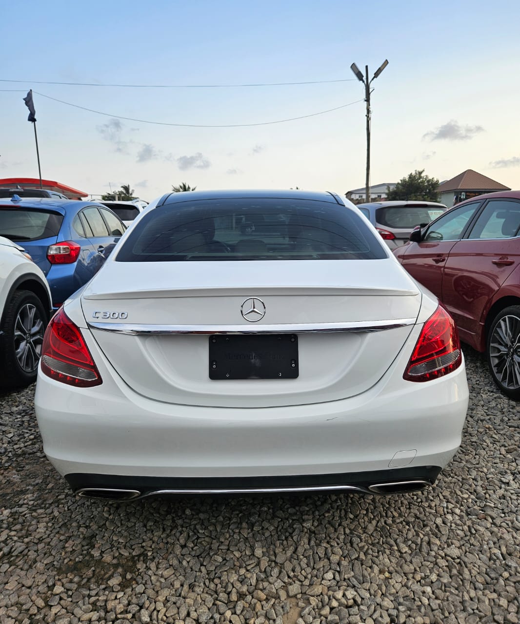 								Mercedes-Benz C-Class 2017 (Luxury Sedan) full									