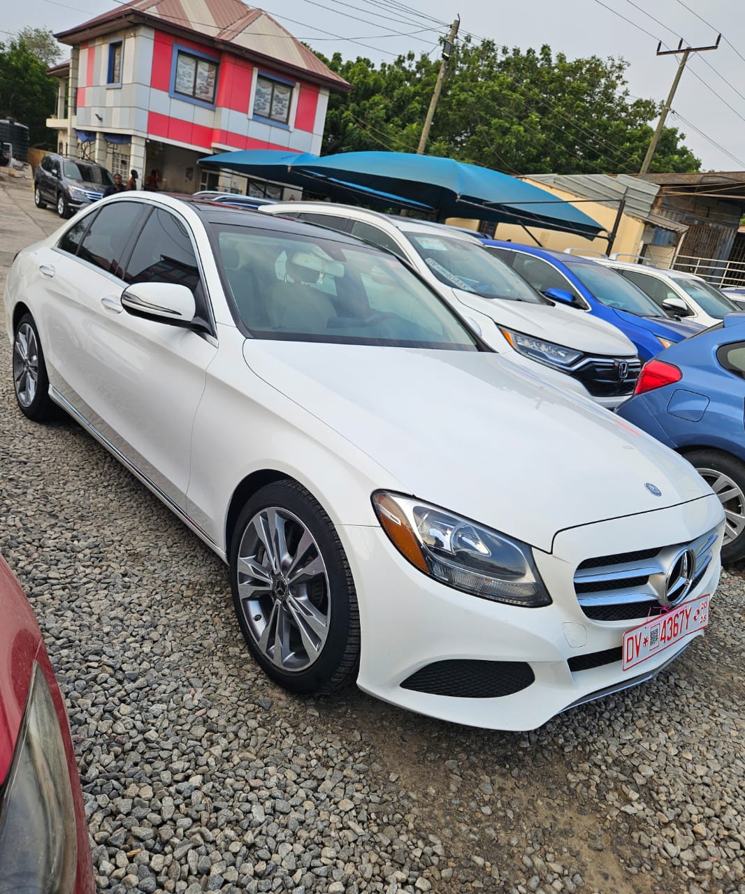 								Mercedes-Benz C-Class 2017 (Luxury Sedan) full									