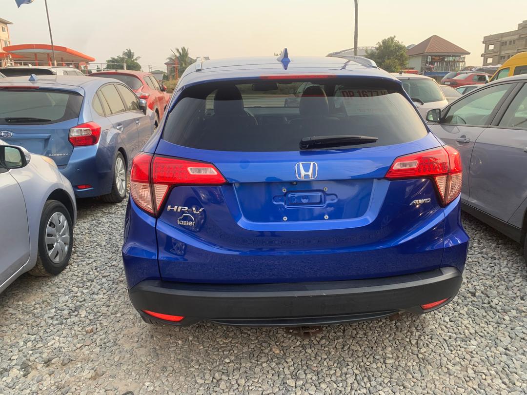 								Honda HR-V 2018 full									